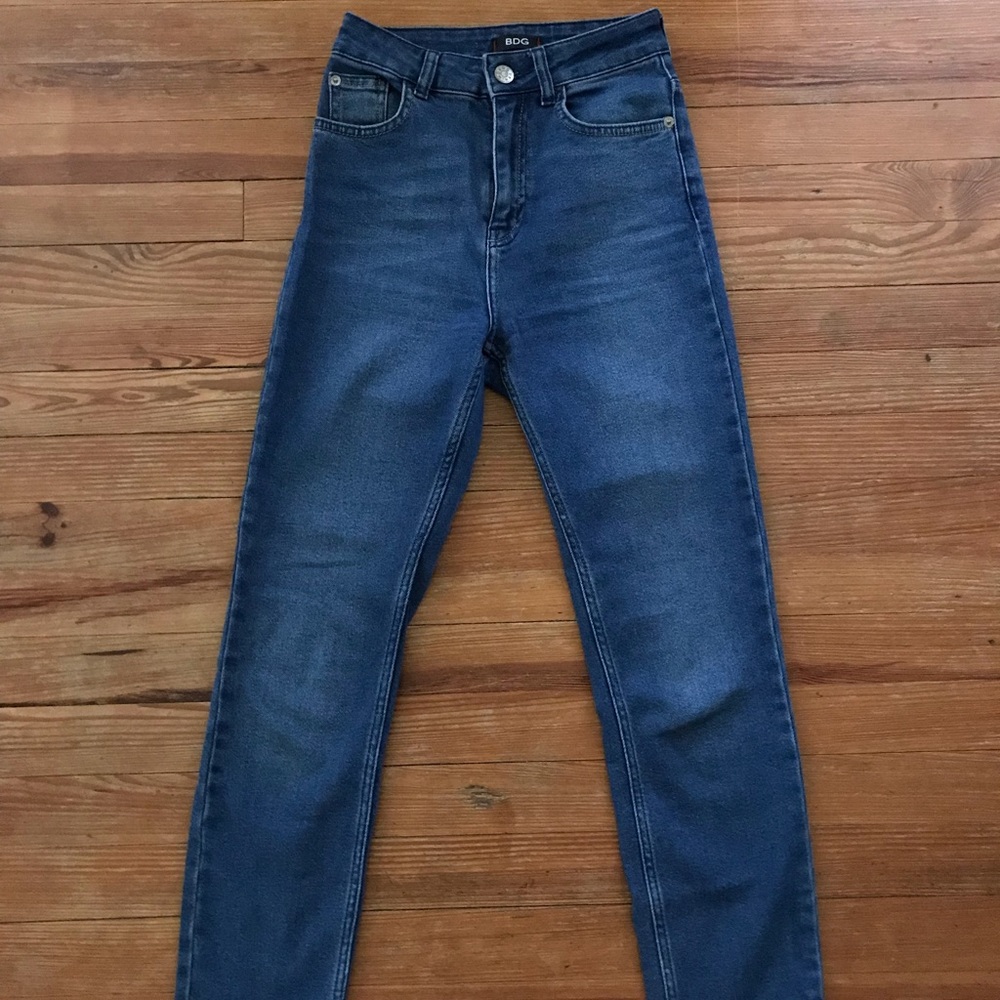 Urban Outfitters - BDG Girlfriend Jeans - Size 24